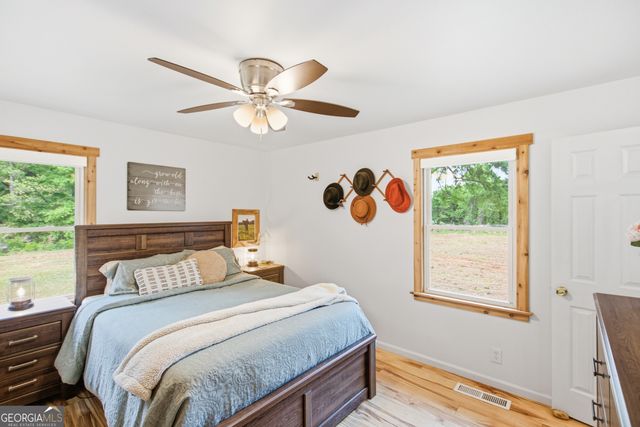 127 N Akins Bridge Road, Eastanollee, GA 30538