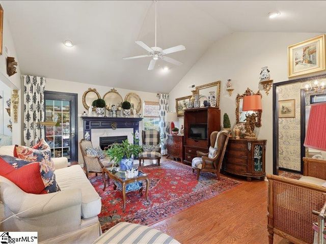 231 Bouchillion Drive, Greenville, SC 29615