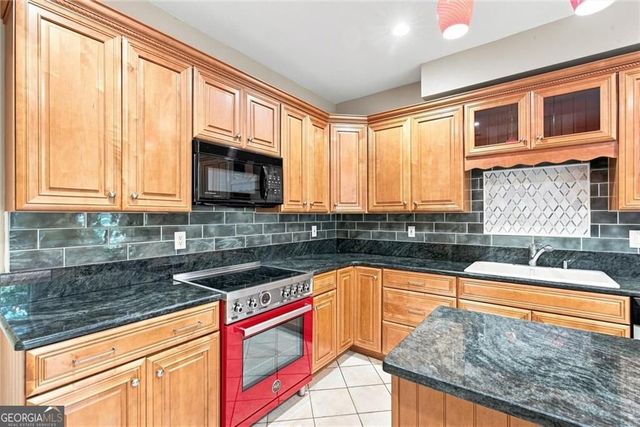 12110 Willow Run Road, Roswell, GA 30075