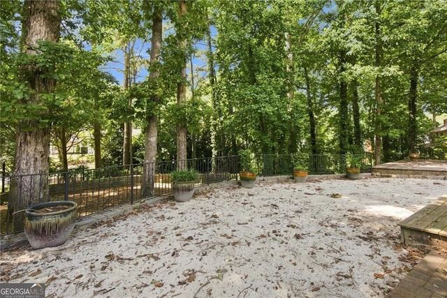 12110 Willow Run Road, Roswell, GA 30075
