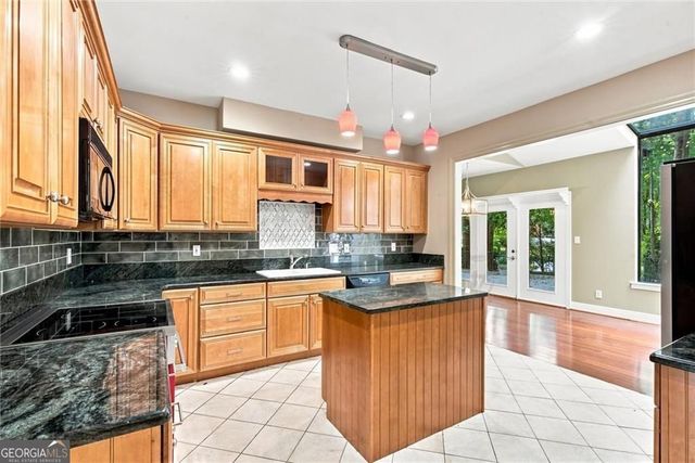 12110 Willow Run Road, Roswell, GA 30075