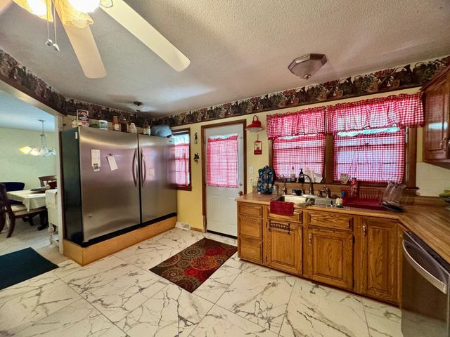 1338 E 90th Ave N, Belle Plaine, KS 67013