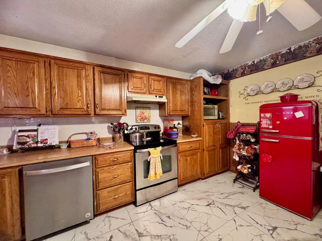 1338 E 90th Ave N, Belle Plaine, KS 67013