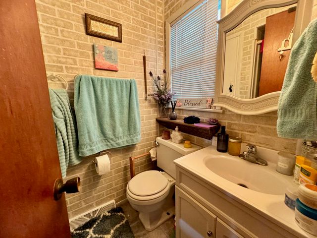1338 E 90th Ave N, Belle Plaine, KS 67013