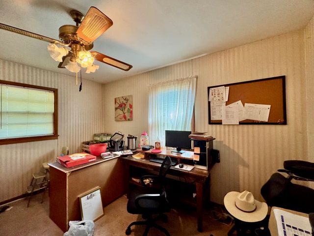 1338 E 90th Ave N, Belle Plaine, KS 67013