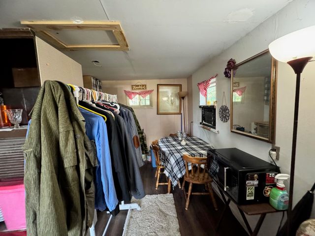 1338 E 90th Ave N, Belle Plaine, KS 67013