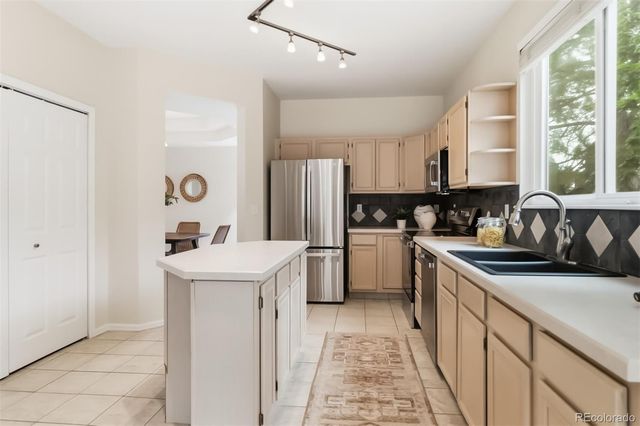 7356 Rattlesnake Drive, Lone Tree, CO 80124