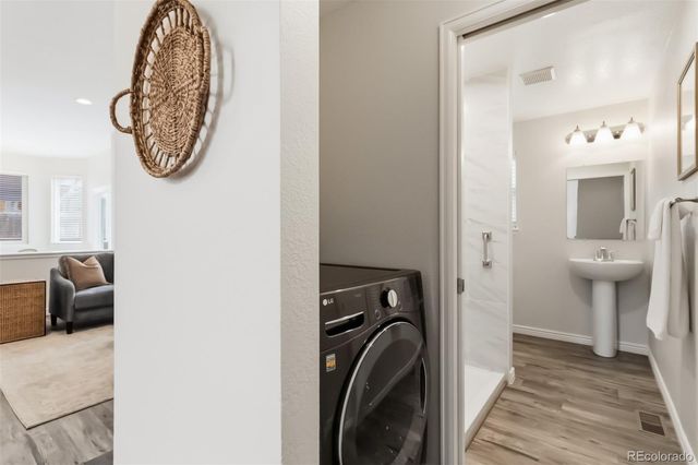 7356 Rattlesnake Drive, Lone Tree, CO 80124