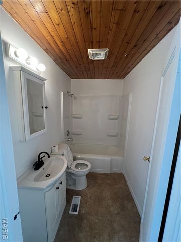 101 Hickory, Salem, MO 65560