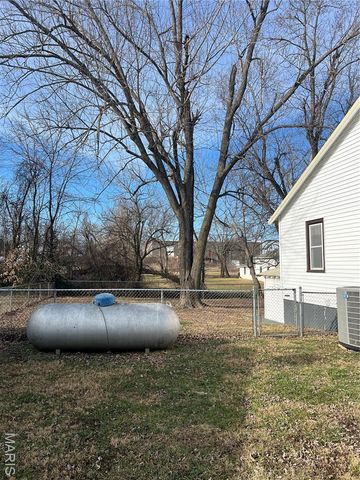 101 Hickory, Salem, MO 65560