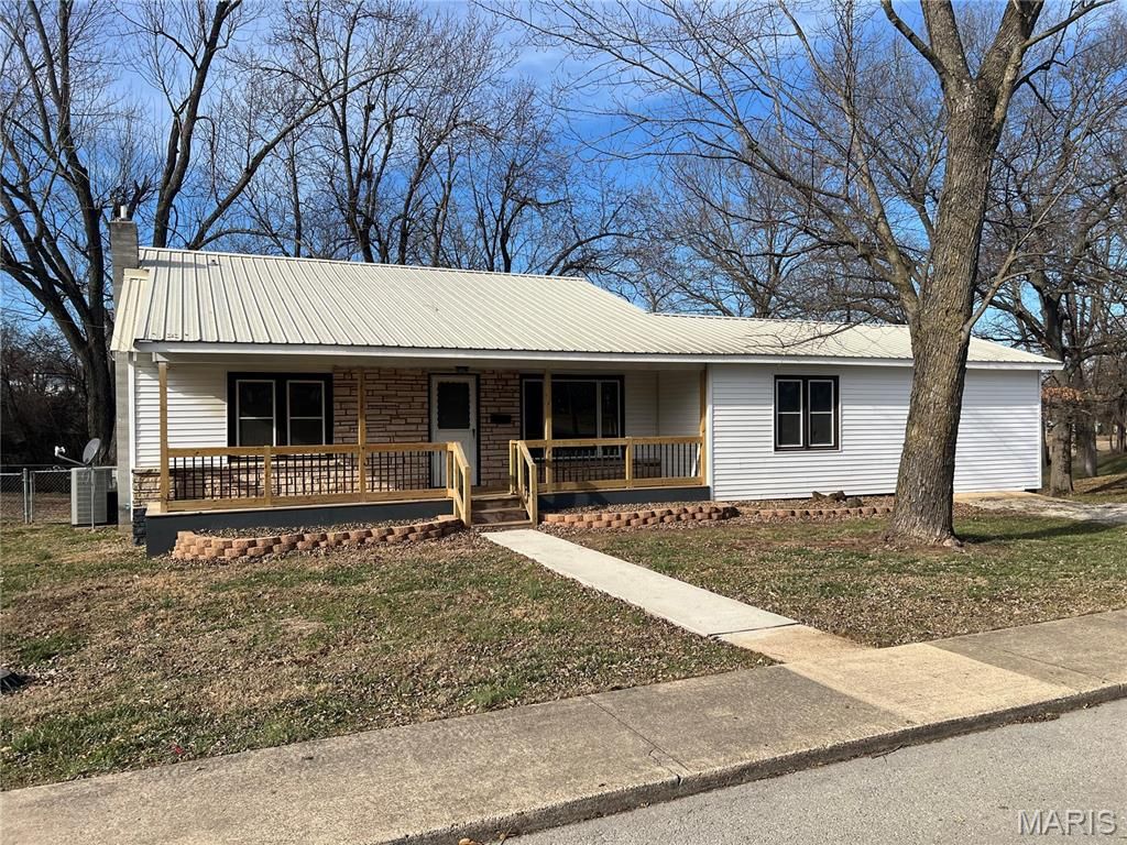 101 Hickory, Salem, MO 65560