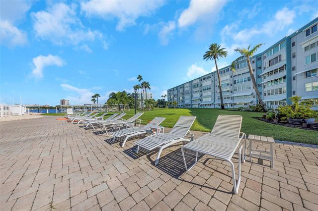 1868 SHORE DRIVE S 409, South Pasadena, FL 33707