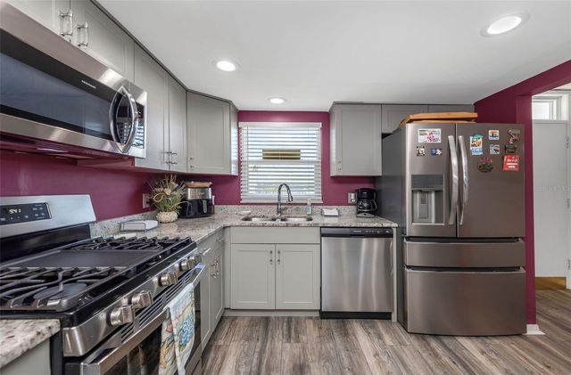 1868 SHORE DRIVE S 409, South Pasadena, FL 33707