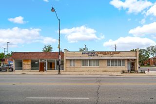 2201 W Roosevelt Road, Broadview, IL 60155