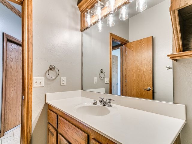 4813 SE 28th Street, Oklahoma City, OK 73165