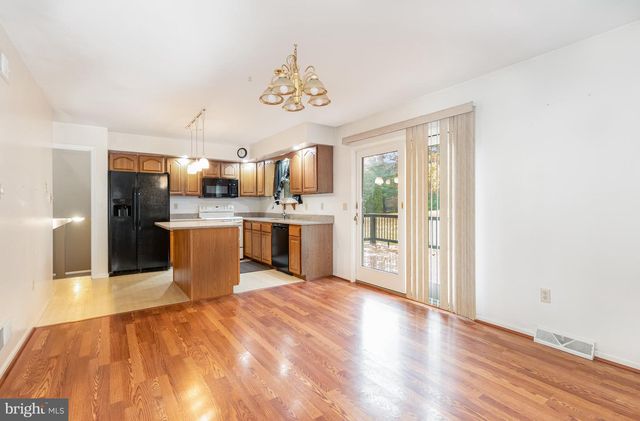 6825 GLATFELTERS STATION RD, Seven Valleys, PA 17360