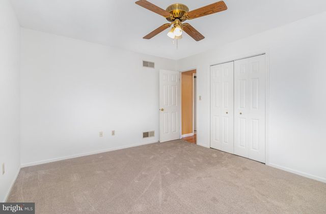 6825 GLATFELTERS STATION RD, Seven Valleys, PA 17360