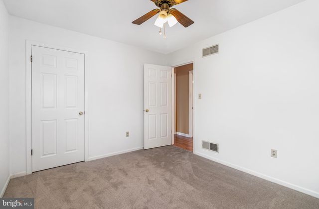 6825 GLATFELTERS STATION RD, Seven Valleys, PA 17360