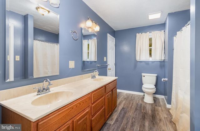 6825 GLATFELTERS STATION RD, Seven Valleys, PA 17360