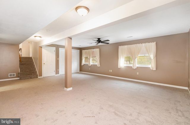 6825 GLATFELTERS STATION RD, Seven Valleys, PA 17360