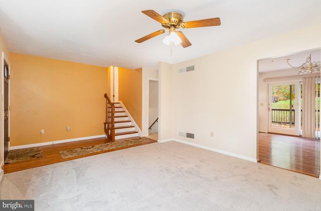 6825 GLATFELTERS STATION RD, Seven Valleys, PA 17360