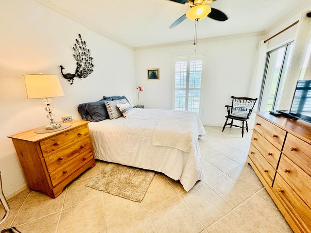 773 JEFFERY Street 4-304, Boca Raton, FL 33487