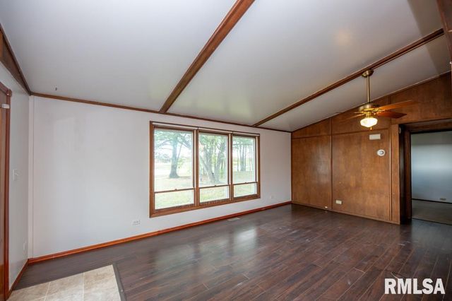 13734 IL Route 29 Road, Pekin, IL 61554