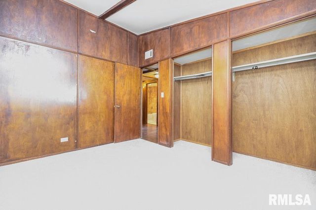 13734 IL Route 29 Road, Pekin, IL 61554