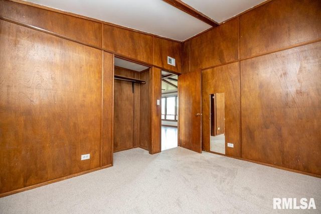 13734 IL Route 29 Road, Pekin, IL 61554