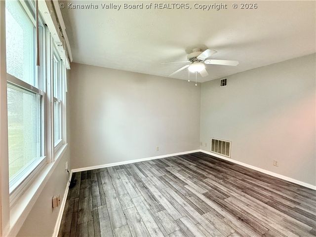 2 Kenna Drive, South Charleston, WV 25309