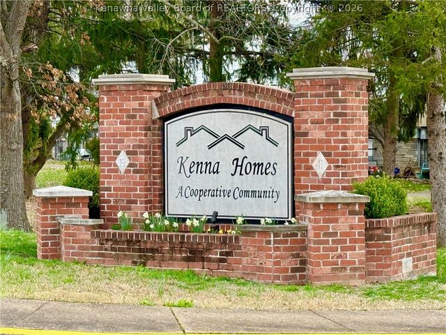2 Kenna Drive, South Charleston, WV 25309