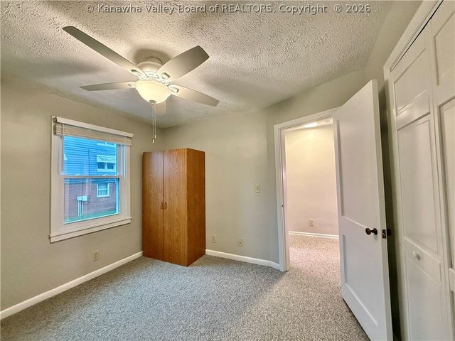 2 Kenna Drive, South Charleston, WV 25309