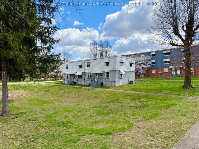 2 Kenna Drive, South Charleston, WV 25309