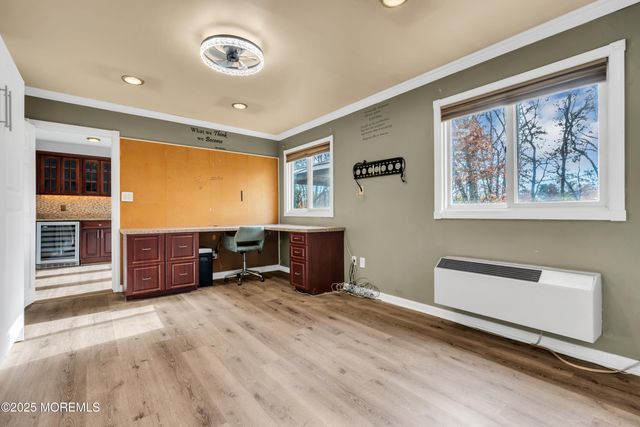 10 Somerset Place, Matawan, NJ 07747