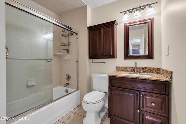 10 Somerset Place, Matawan, NJ 07747