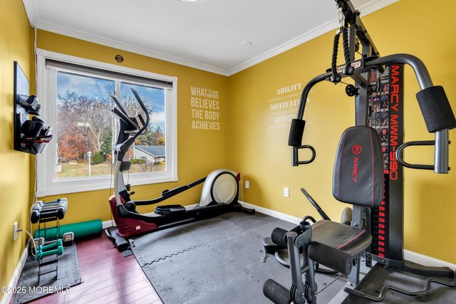 10 Somerset Place, Matawan, NJ 07747