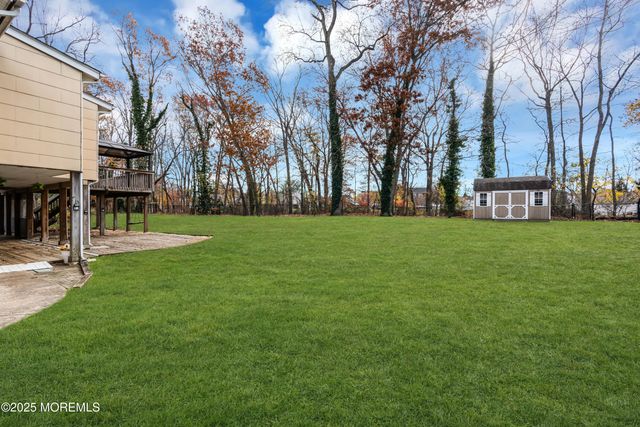 10 Somerset Place, Matawan, NJ 07747