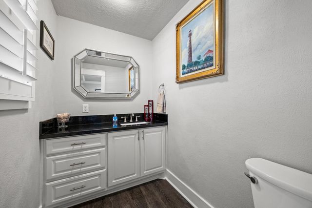 2372 Sand Bar Lane, Crystal Beach, TX 77650