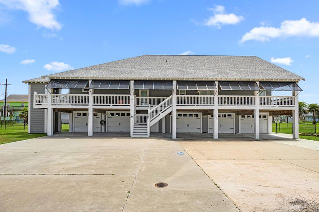 2372 Sand Bar Lane, Crystal Beach, TX 77650