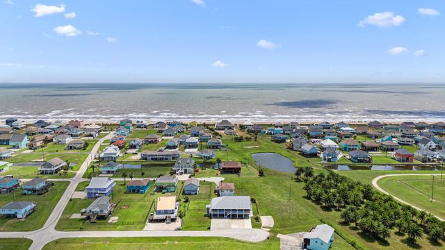 2372 Sand Bar Lane, Crystal Beach, TX 77650