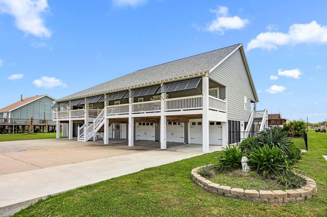 2372 Sand Bar Lane, Crystal Beach, TX 77650