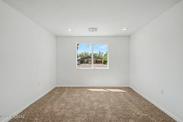 2251 E Spring Street, Tucson, AZ 85719