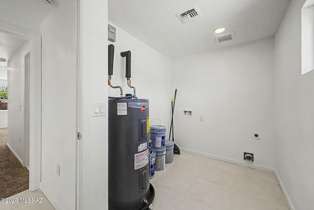 2251 E Spring Street, Tucson, AZ 85719