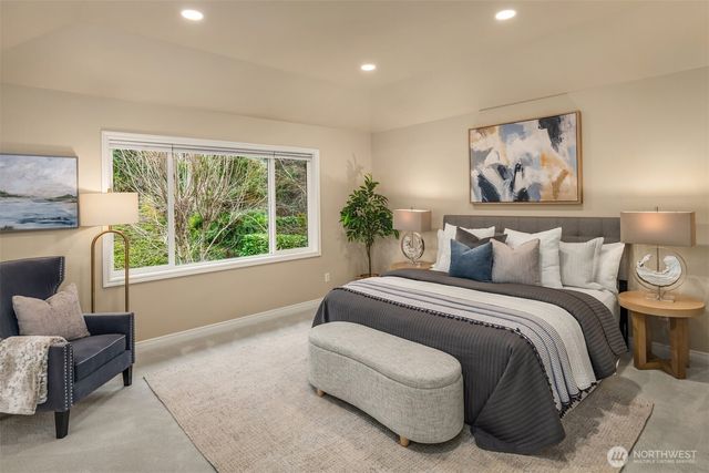 818 S 36th Place, Renton, WA 98055