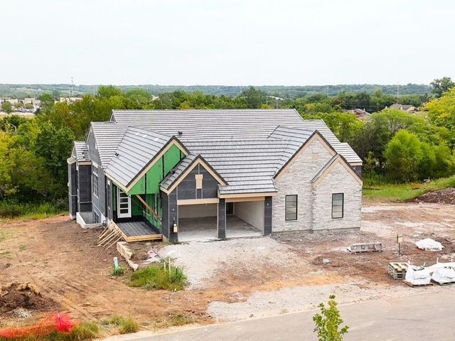 13749 Pembroke Lane, Leawood, KS 66224