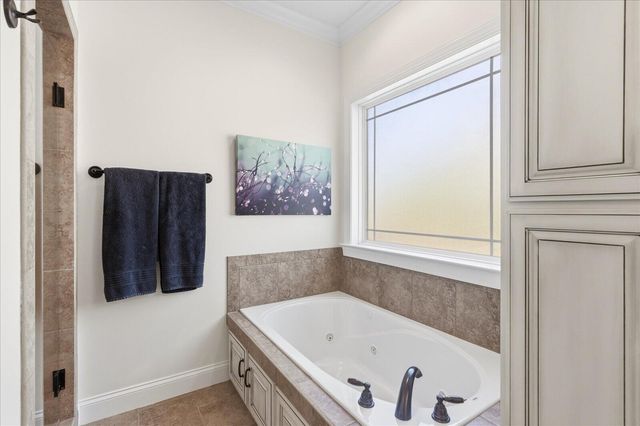 240 Turkey Trot Lane, Jasper, TN 37347