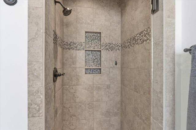240 Turkey Trot Lane, Jasper, TN 37347
