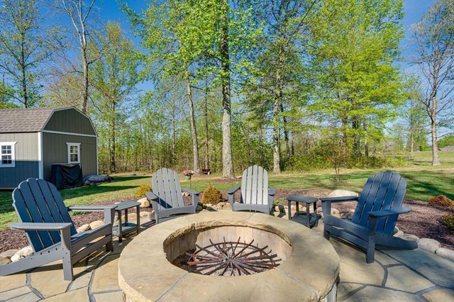 240 Turkey Trot Lane, Jasper, TN 37347