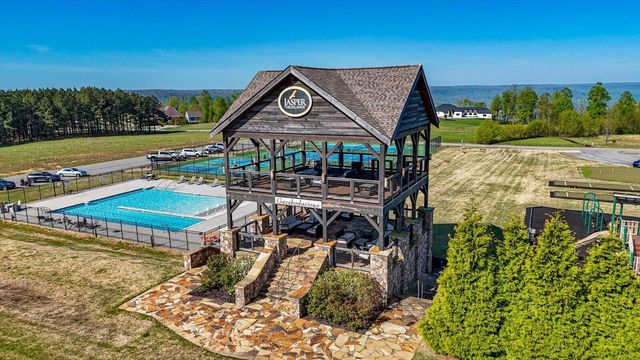 240 Turkey Trot Lane, Jasper, TN 37347