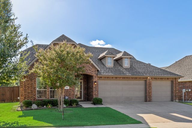 495 Oak Hills Lane, Fate, TX 75189